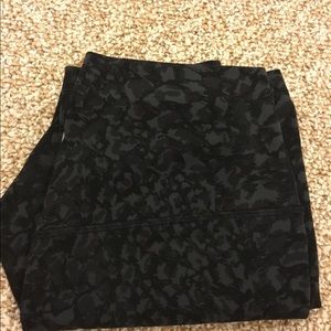 lululemon align pant II- 21”- size 8 workout pants